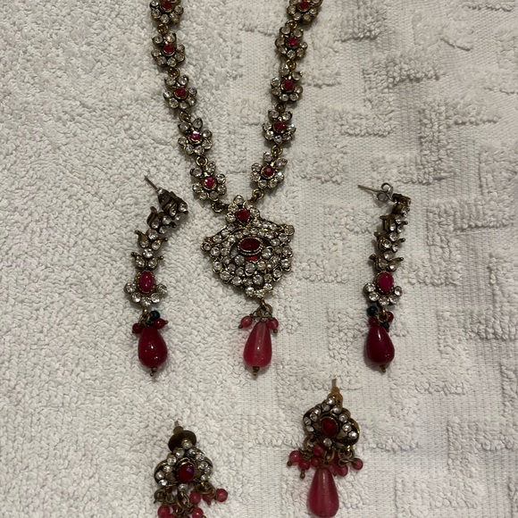 Indian jewelry - Picture 1 of 4